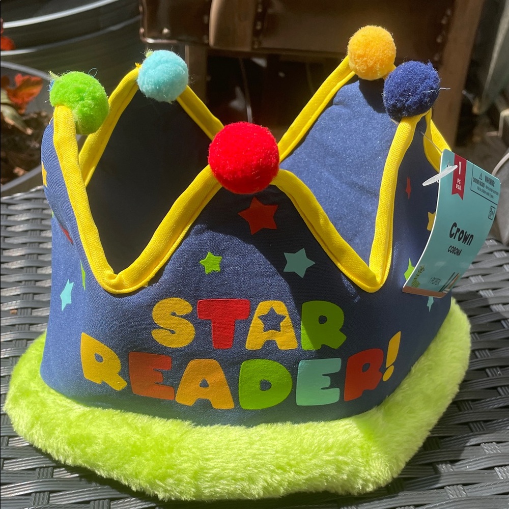 NWT- Colorful  KIDS Star Reader Crown